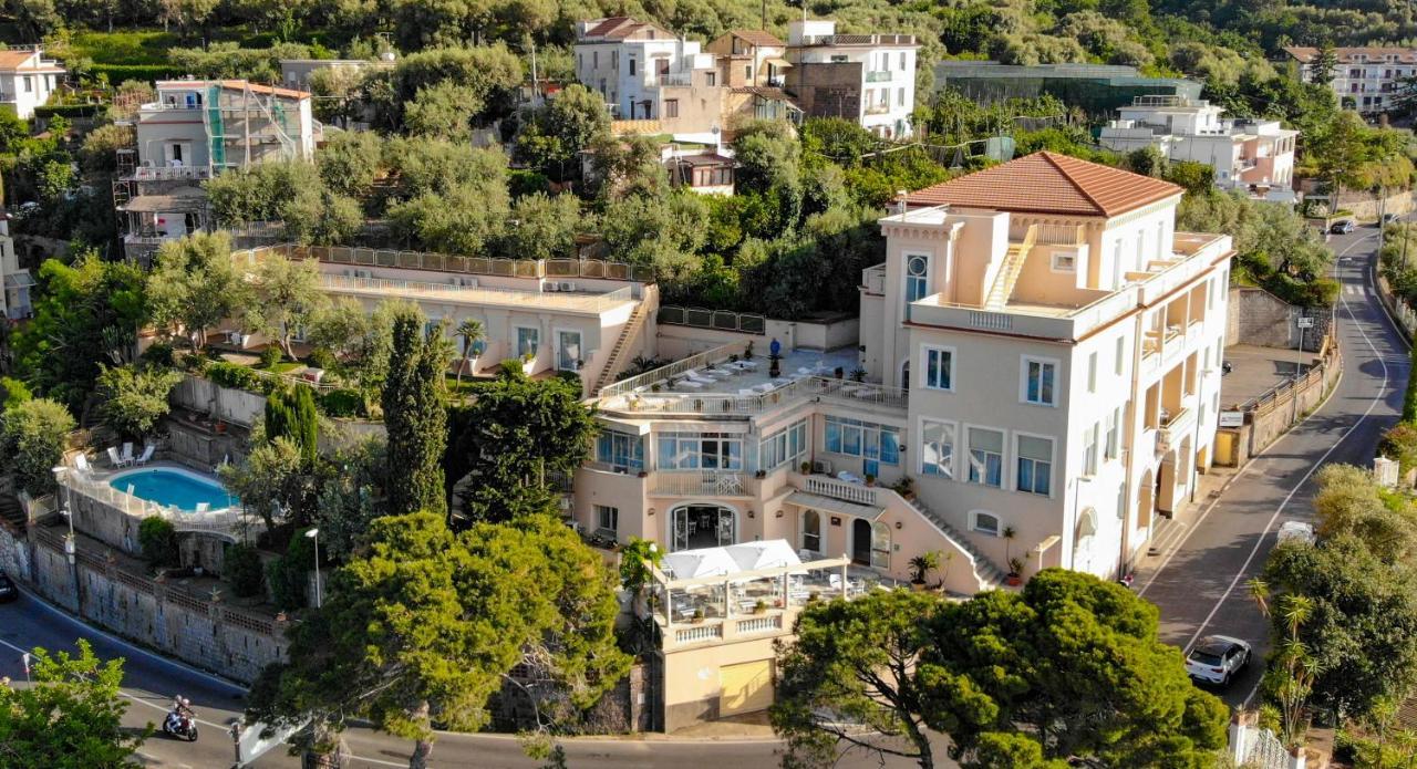 Hotel Miramare Sorrento Luaran gambar