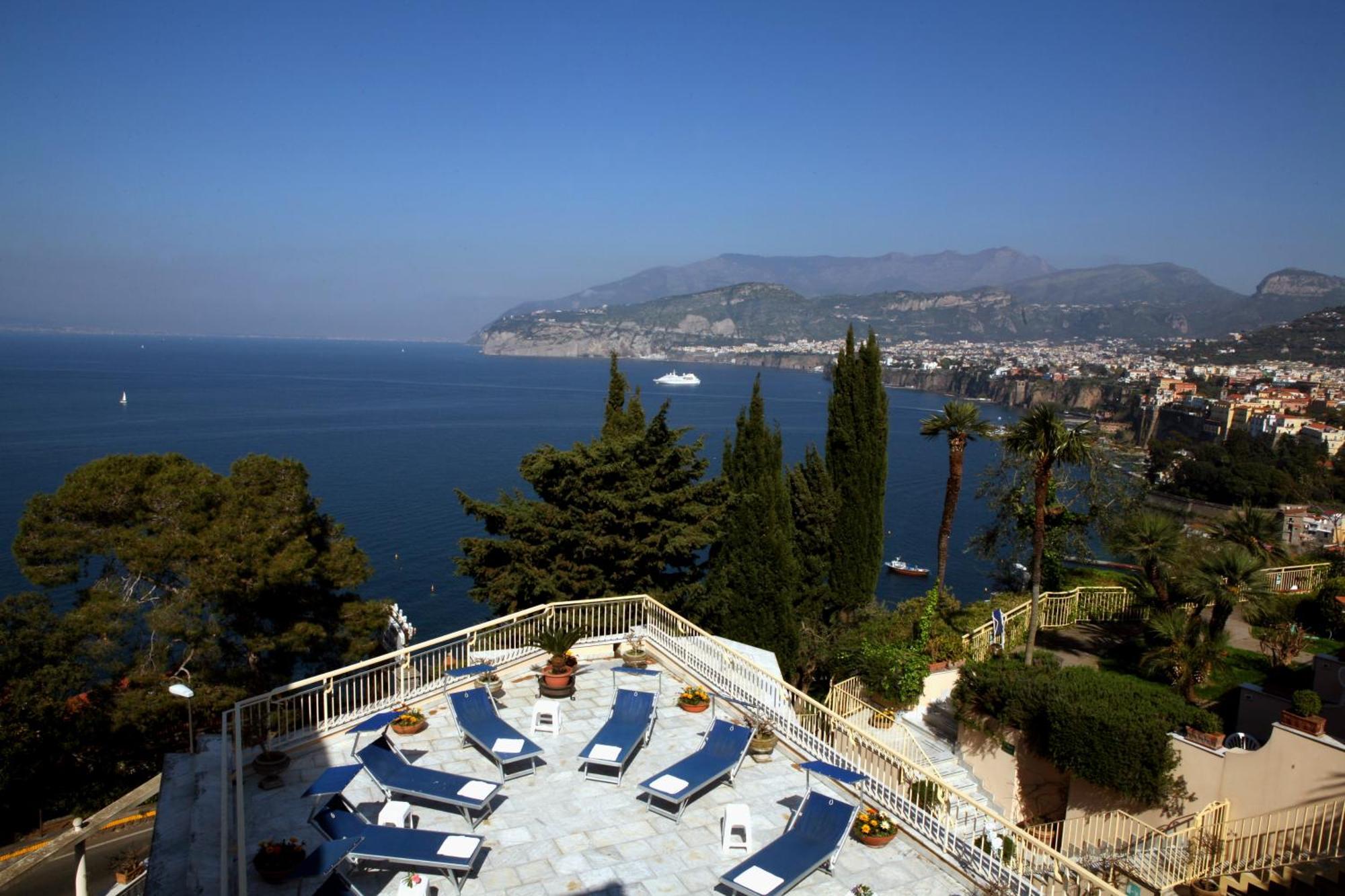 Hotel Miramare Sorrento Luaran gambar