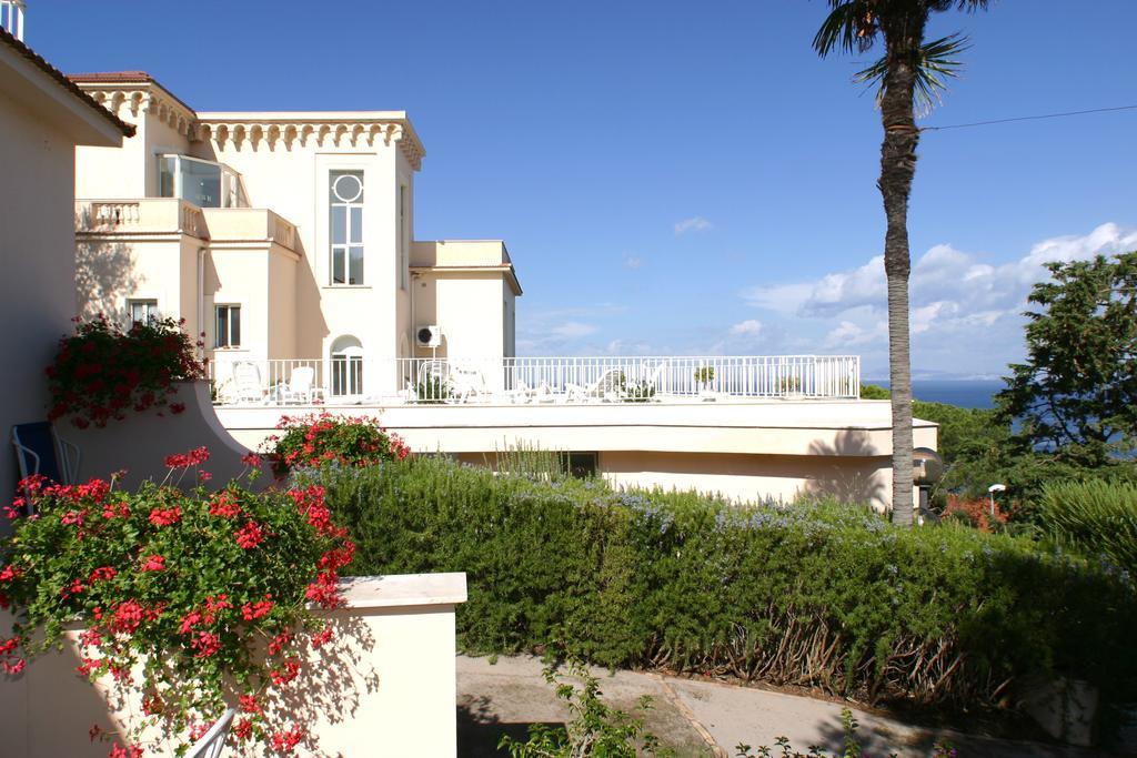 Hotel Miramare Sorrento Luaran gambar